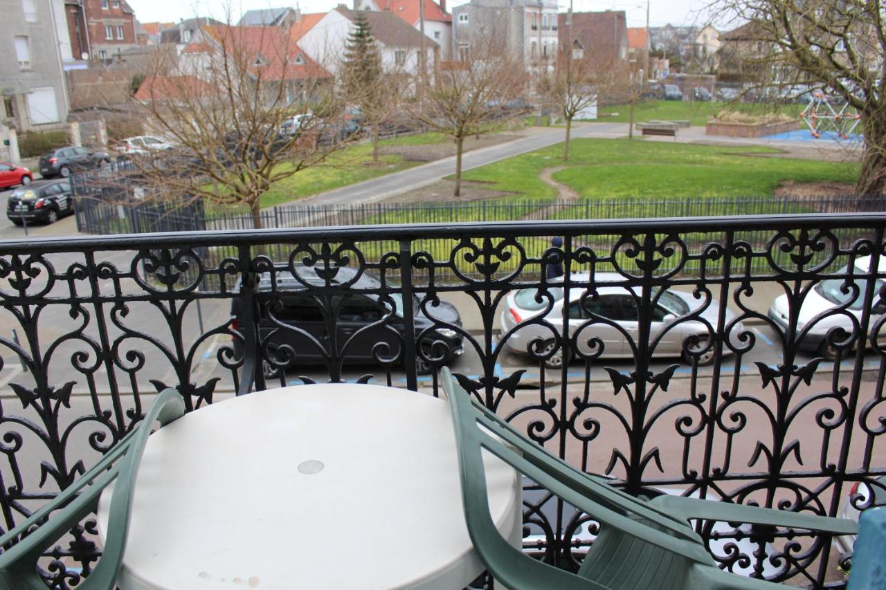 Le Voltaire Hotel Berck Exterior photo